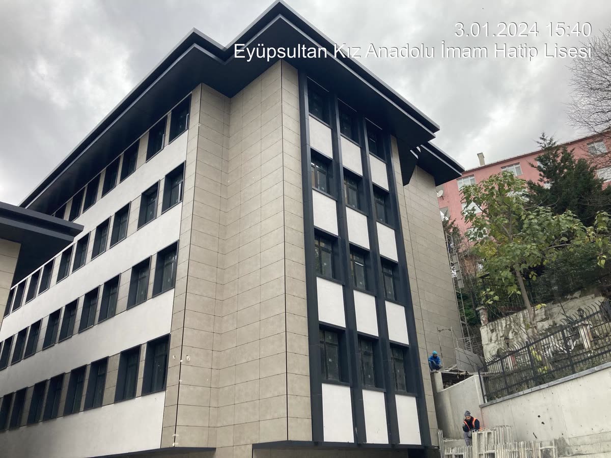 Eyüpsultan Kız Anadolu İmam Hatip Lisesi 4
